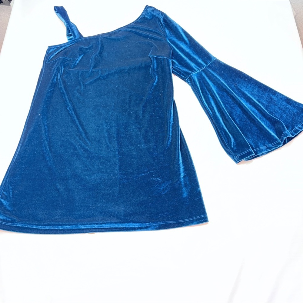 Trina Turk Skies Are Blue one-shoulder velvet dress - Picture 1 of 9